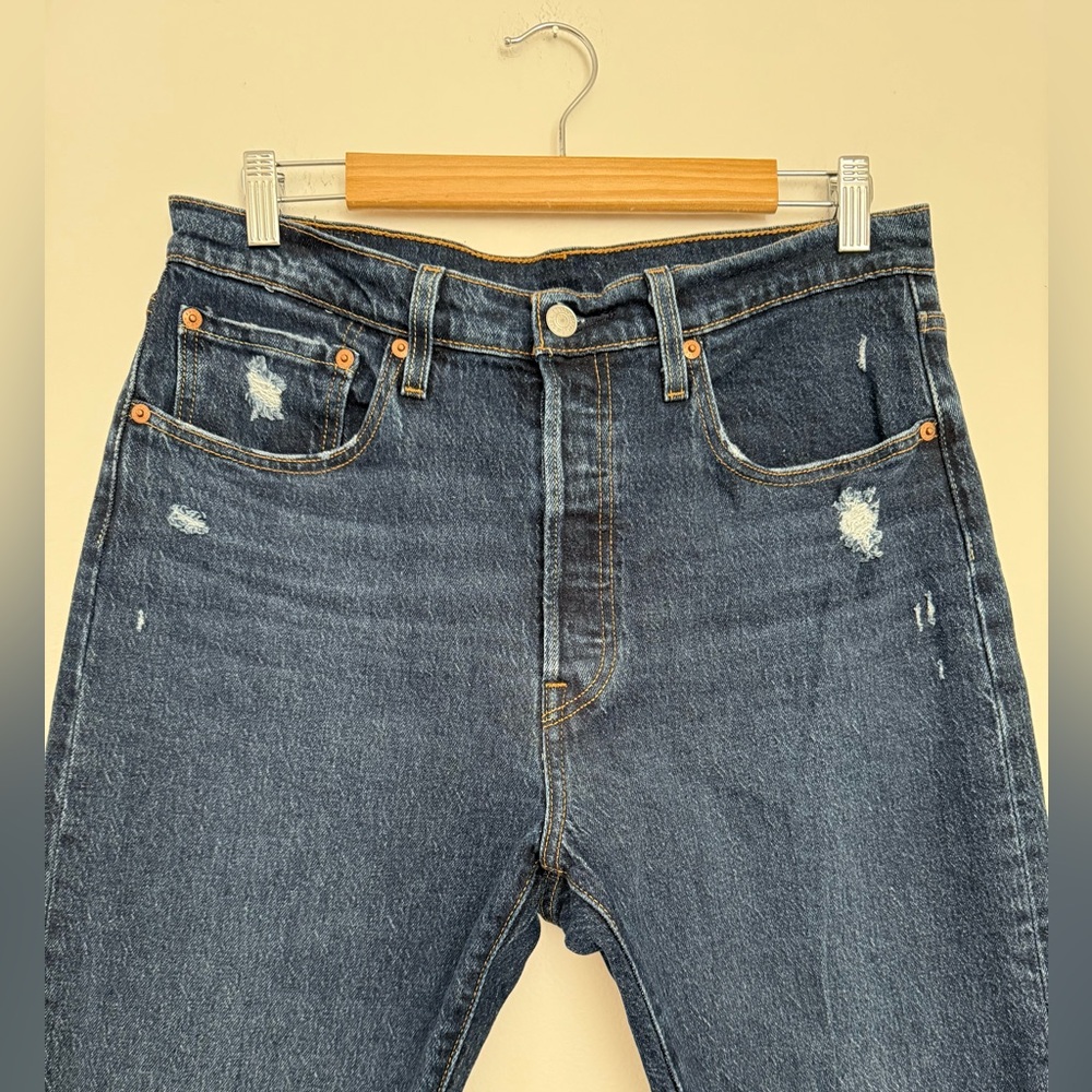 Levi's Dark Blue Skinny Jeans for Women - Picture 6 of 16